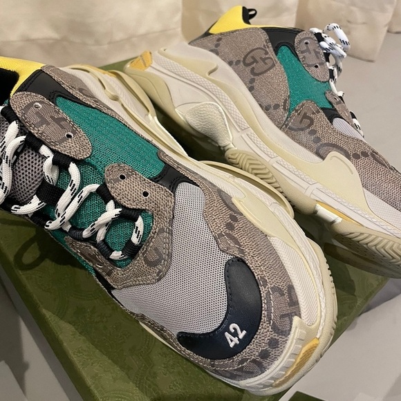 GUCCI X Balenciaga Triple S - Picture 3 of 13